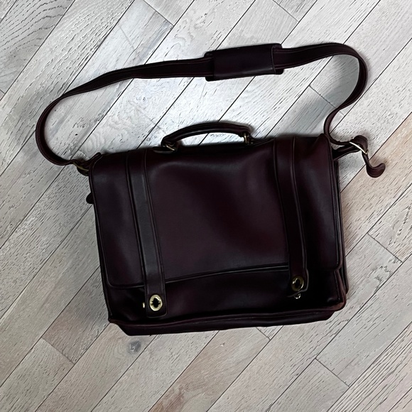 Vintage Coach Dark Brown Messenger bag - Picture 5 of 10